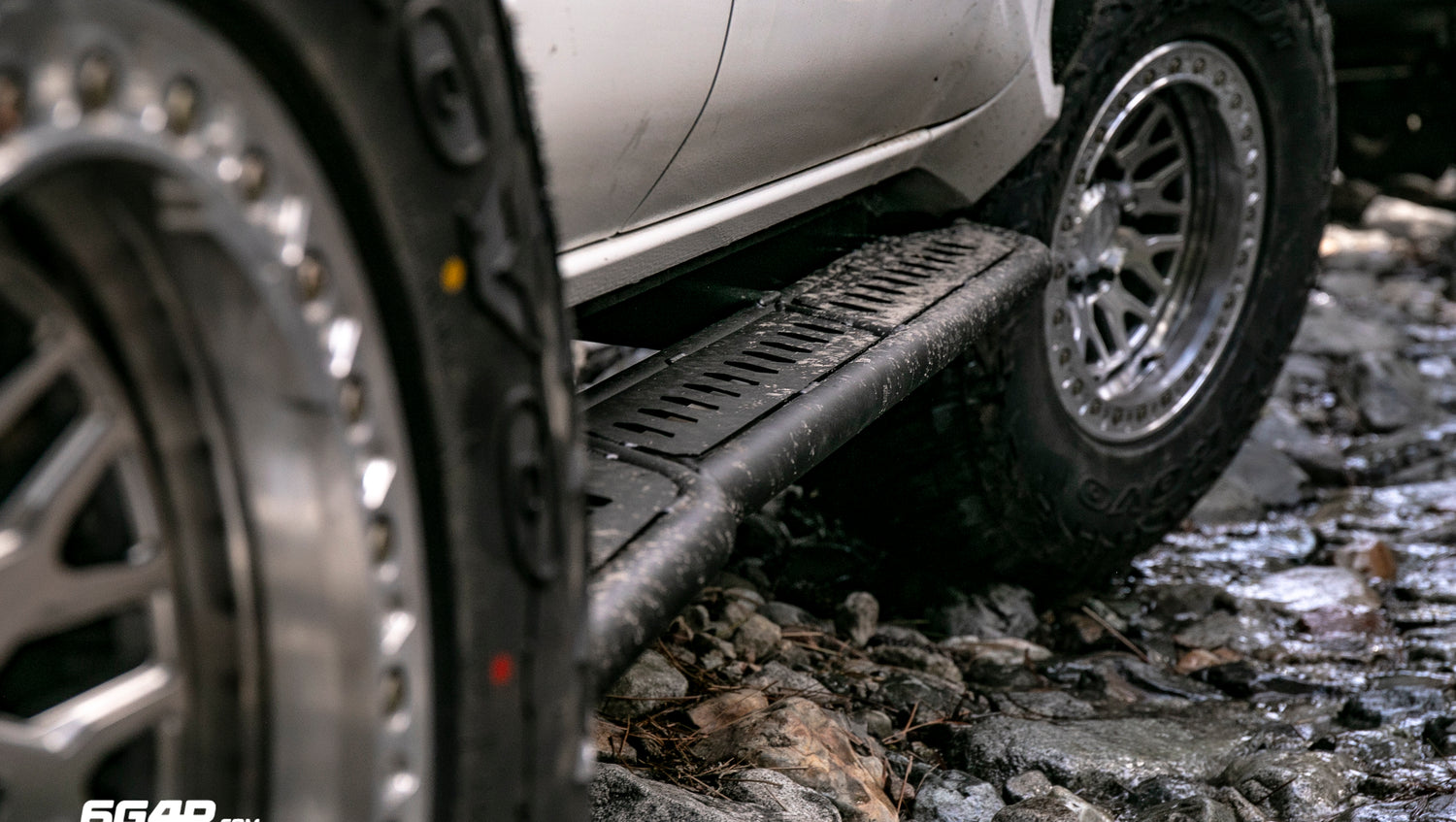 Overland Rock Sliders 6th Gen 4Runner W/ Kickout (2025+)