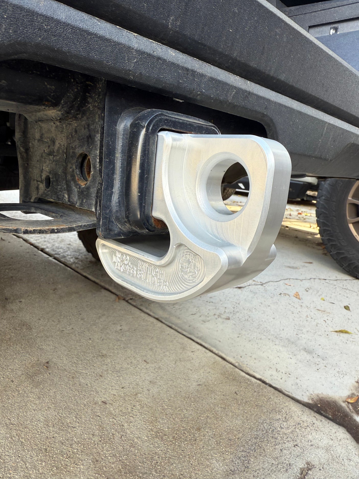 Dr. KDSS x 41.22 Hitch Slider – 2" Recovery Point & Hitch Protection