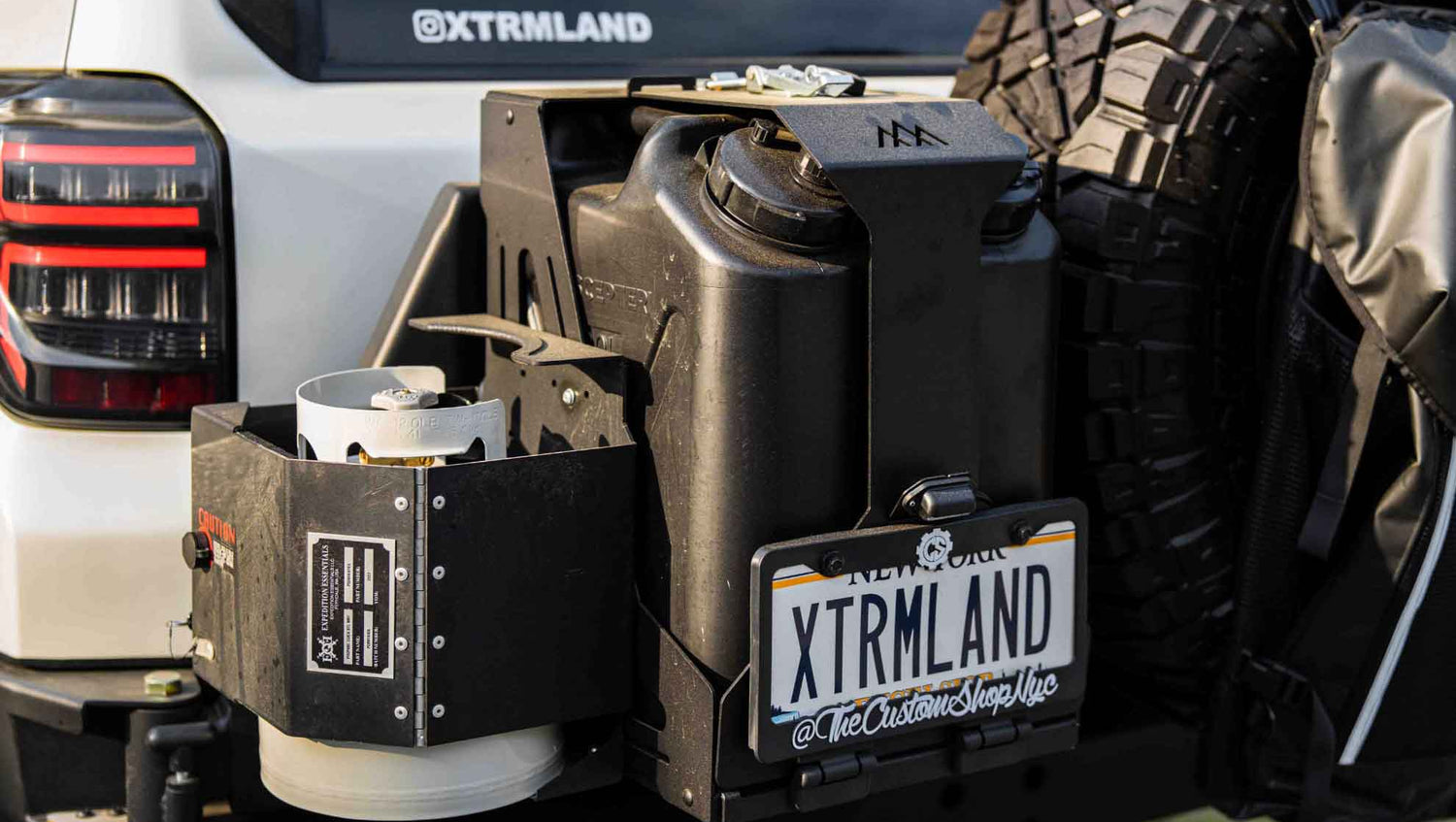 Jerry's Can Holder - Dual Universal Jerry Can Carrier
