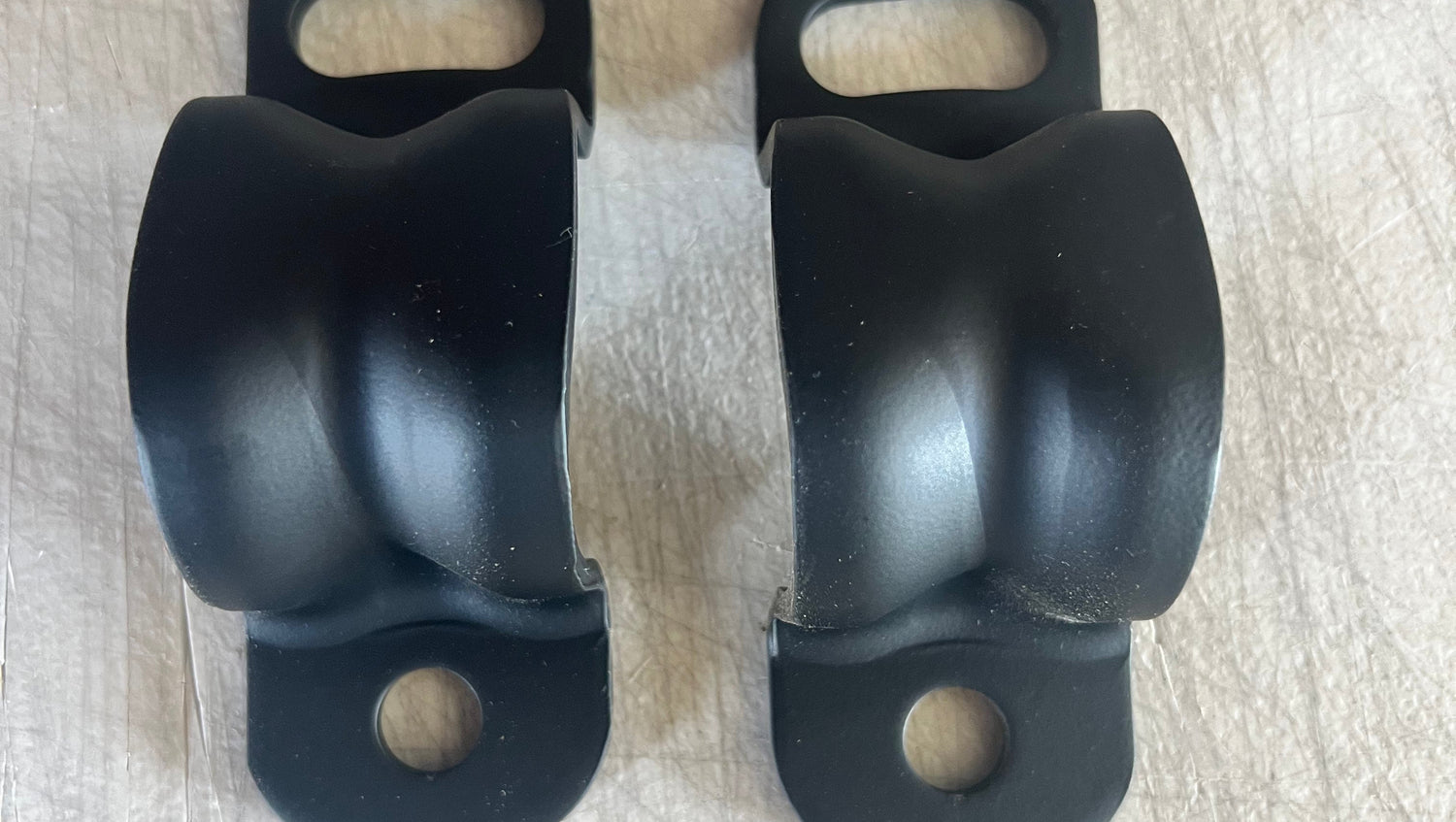 Kdss bushing bracket