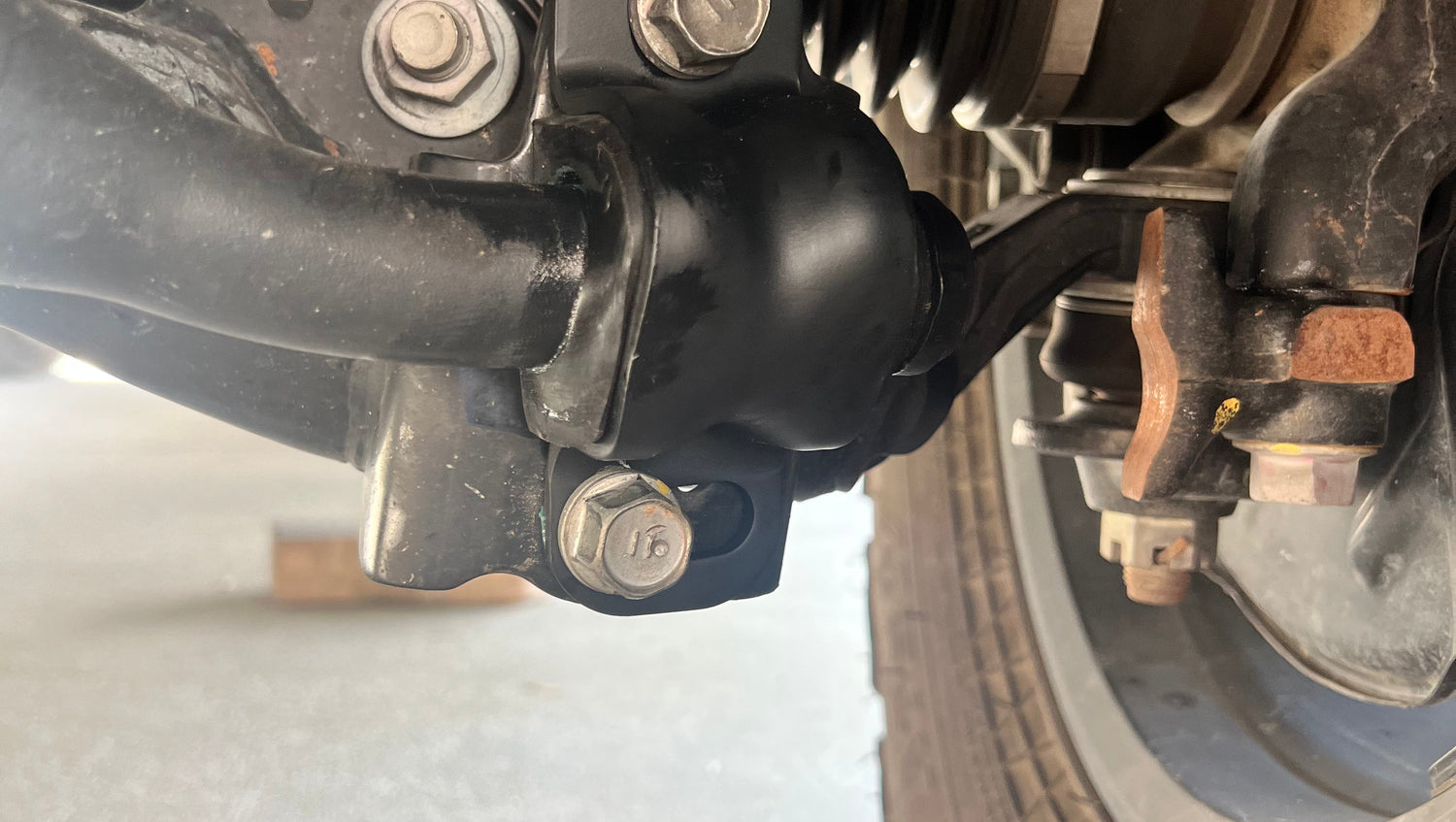 Kdss bushing bracket