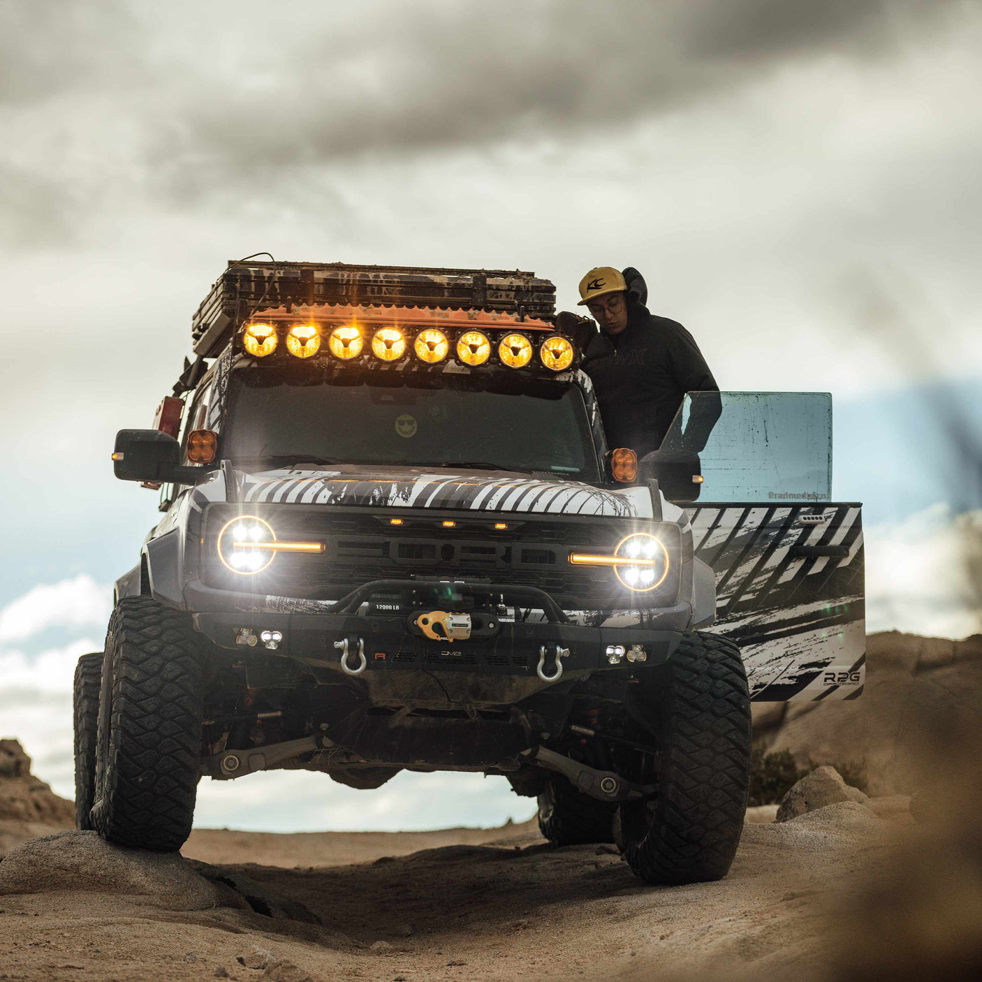 KC HiLiTES Titan Light Bar 50" Gravity®️ Titan™ LED Light Bar - 8-Light - #91418