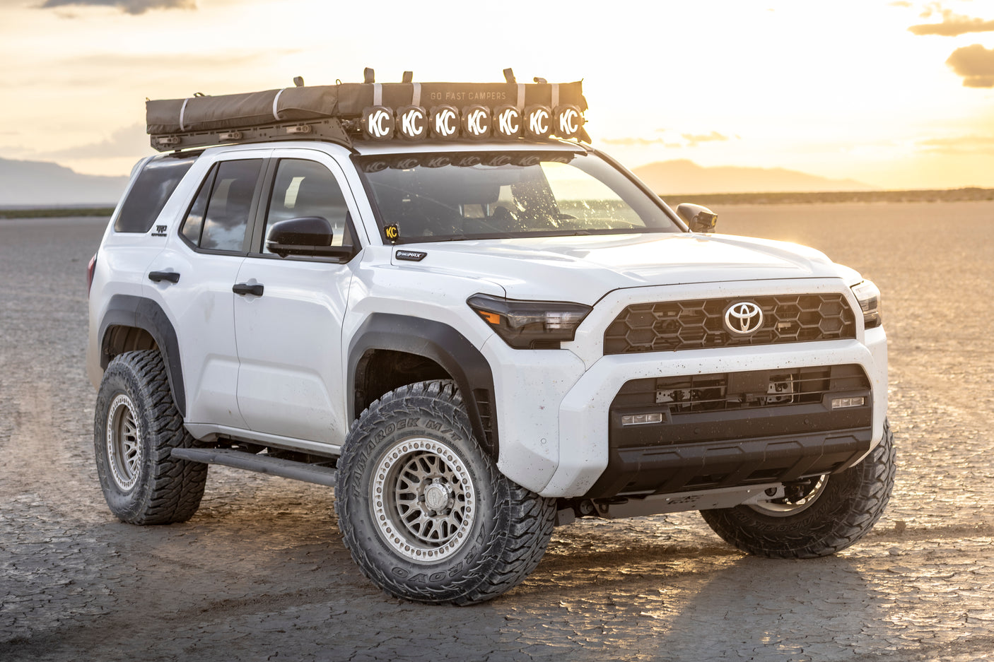 Overland Rock Sliders 6th Gen 4Runner W/ Kickout (2025+)