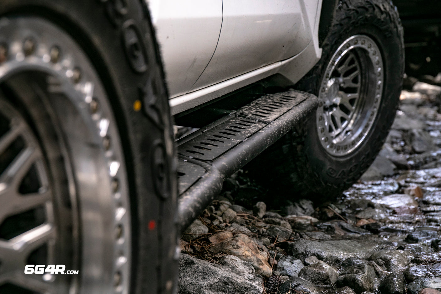 Overland Rock Sliders 6th Gen 4Runner W/ Kickout (2025+)