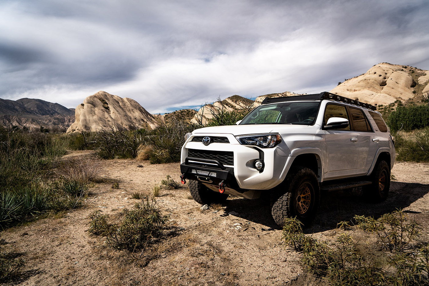 Body Armor 4x4 2014-2021 Toyota 4Runner HiLine Front Winch Bumper