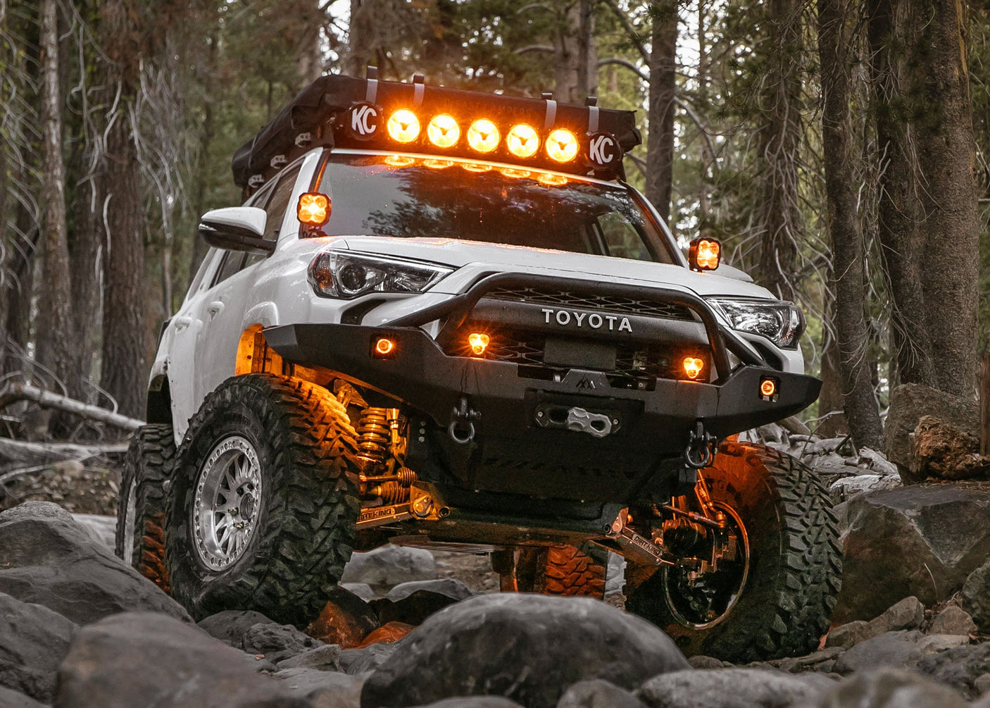 Toyota 4Runner 5th Gen (2010-2024) Hi-Lite Overland Front Bumper [PreRunner Bull Bar]