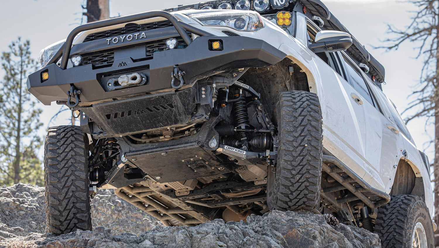 Toyota 4Runner 5th Gen (2010-2024) Hi-Lite Overland Front Bumper [PreRunner Bull Bar]