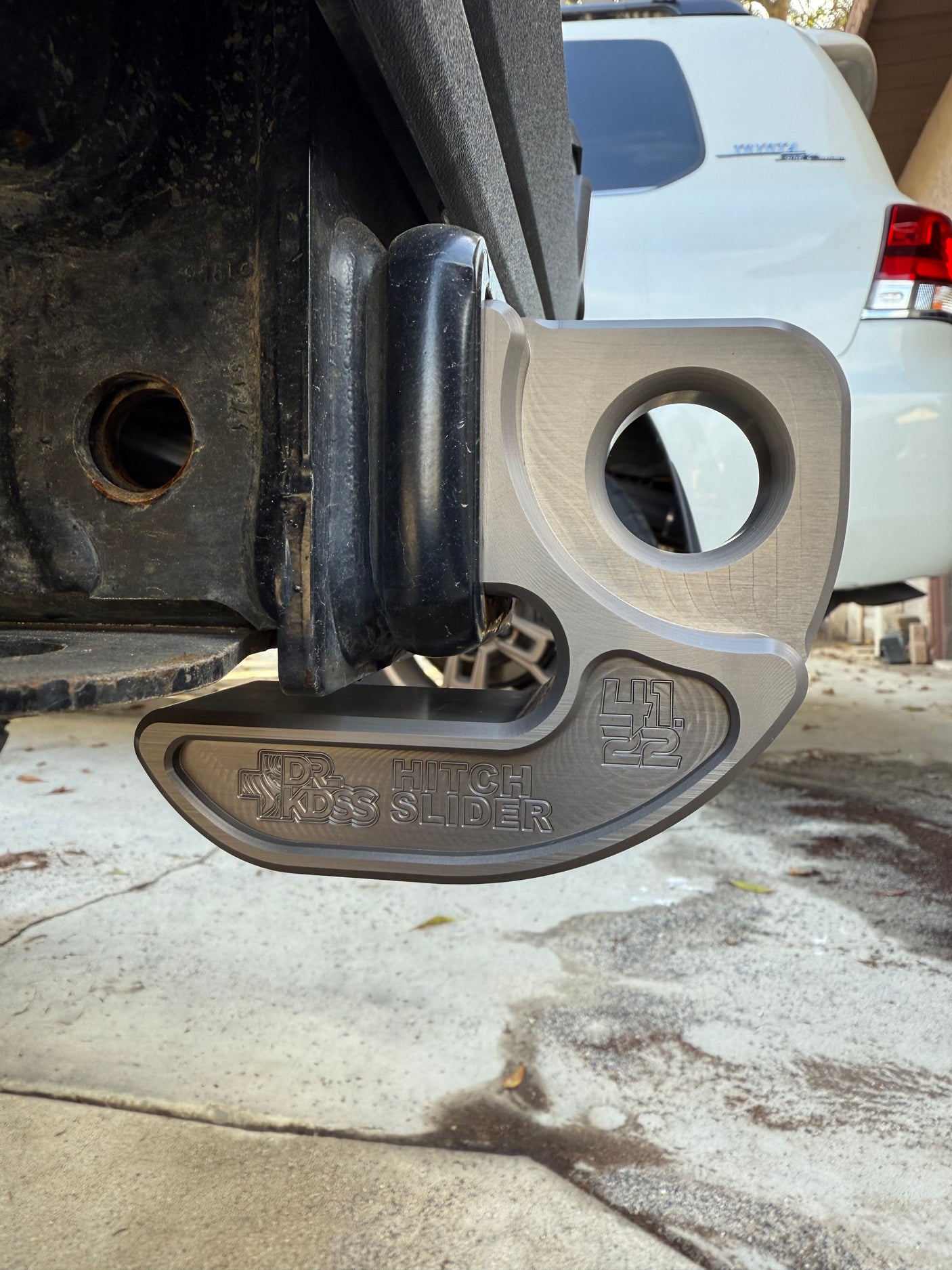 Dr. KDSS x 41.22 Hitch Slider – 2" Recovery Point & Hitch Protection