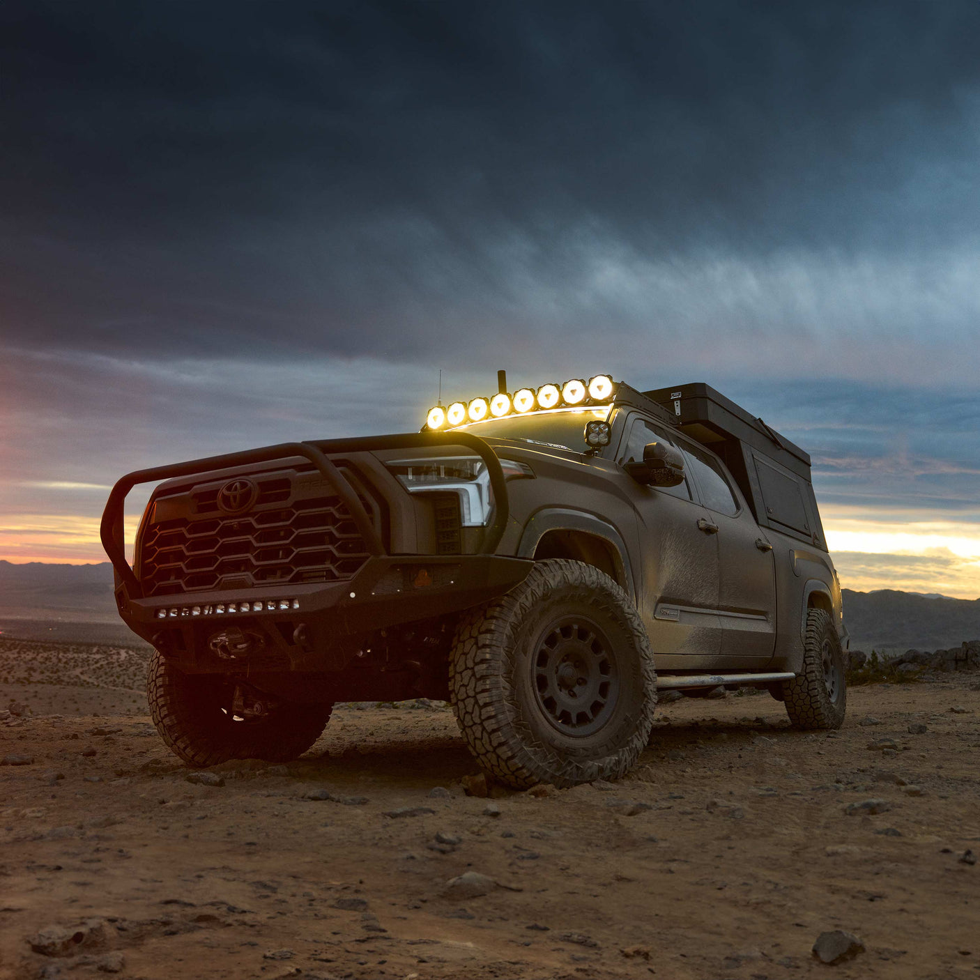 KC HiLiTES Titan Light Bar 50" Gravity®️ Titan™ LED Light Bar - 8-Light - #91418