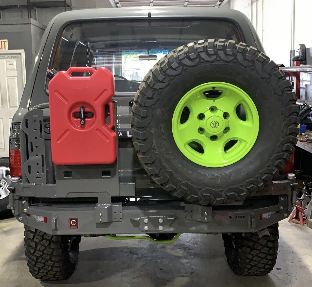 Proline 4wd Equipment Land Cruiser-J80 Rear Elite Bumper